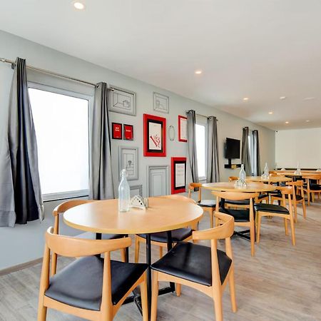Hotel Crown Inn Faridabad Eksteriør billede