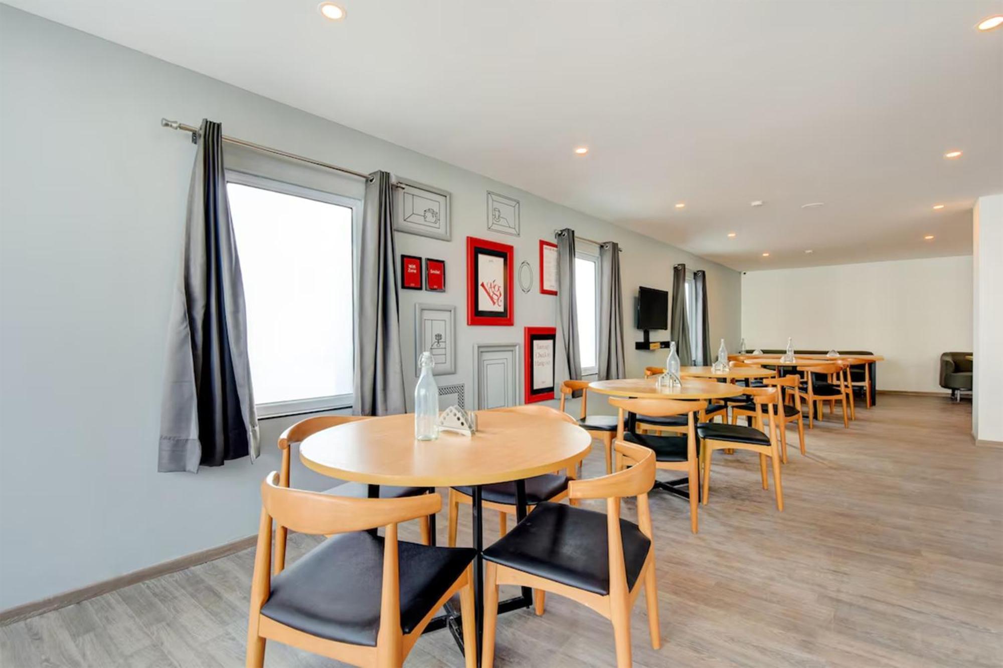 Hotel Crown Inn Faridabad Eksteriør billede