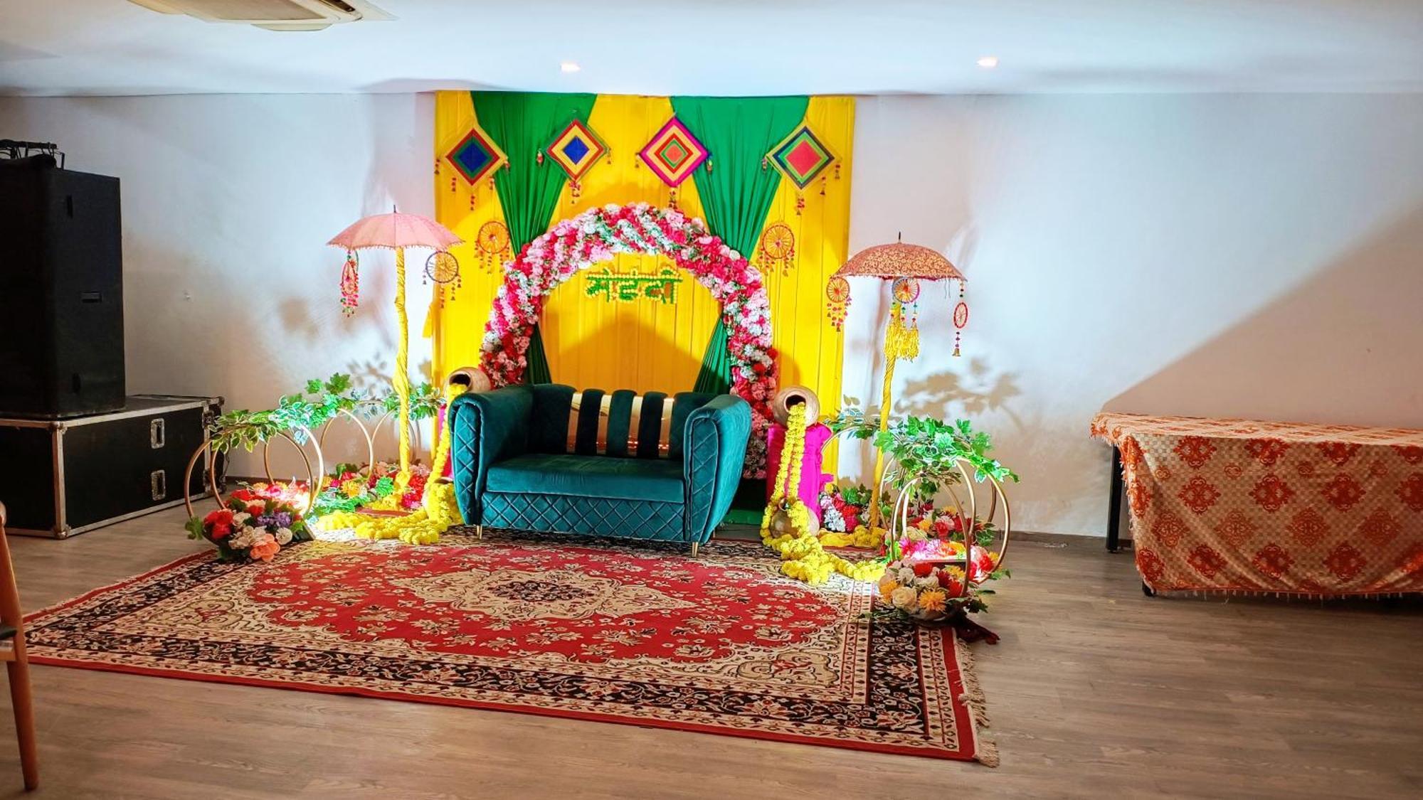 Hotel Crown Inn Faridabad Eksteriør billede